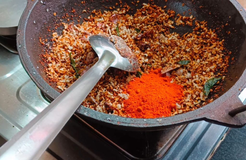 Chemmeen Chammanthi Podi