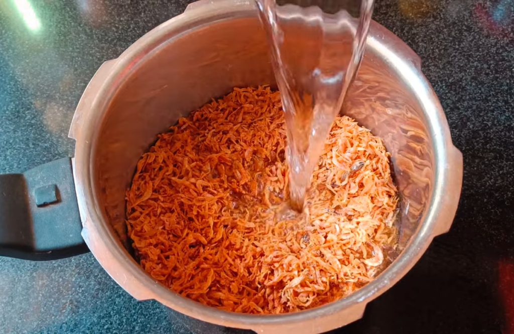 Chemmeen Chammanthi Podi