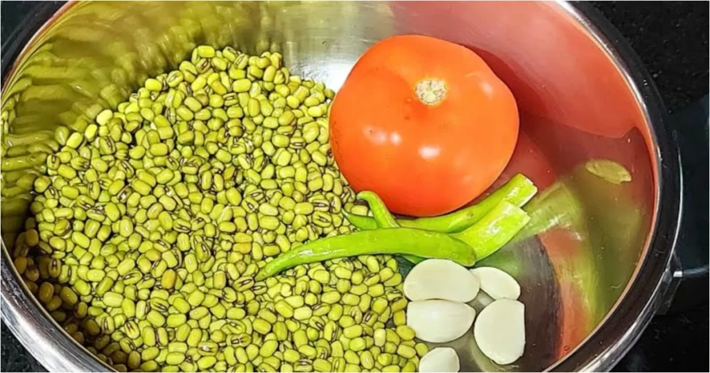 Cheru Payaru Curry Recipe (2)
